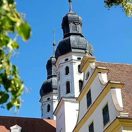 Kloster 2*