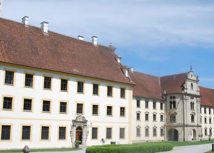 Kloster 2* Obermarchtal